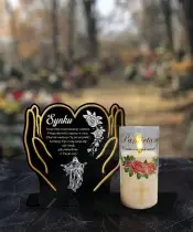 Znicz Premium Statuetka Led Dłonie Świeca Pamiętamy Na Cmentarz