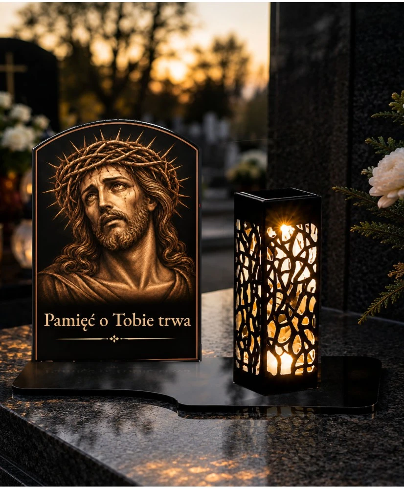 Jezus w koronie cierniowej sepia — zdjęcie 3