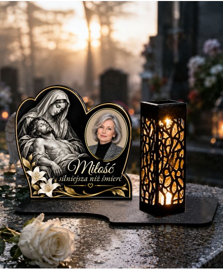 Pieta ze zdjęciem — zdjęcie 4