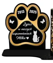 Solar LED Kerze für Hunde, Katzen, Pfoten auf einem Grabstein für Hunde